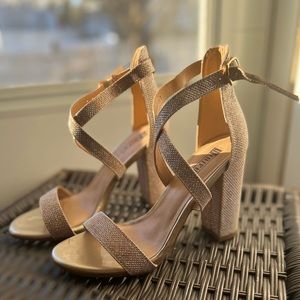 IDIFU Women’s Chunky Heal - Gold Glitter